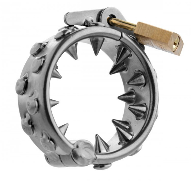 Locking CBT Ring with Spikes